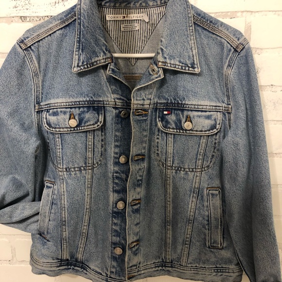 vintage Tommy Hilfiger denim jacket - Picture 1 of 2